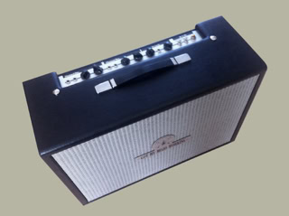 Got My Mojo Working is a boutique that carries handmade guitar tube amplifiers, especially tailored for blues music. Each and every piece is entirely handmade and customized based on the artist’s needs. Our instruments are not replicas of  known amplifiers, they are all made of original circuits.